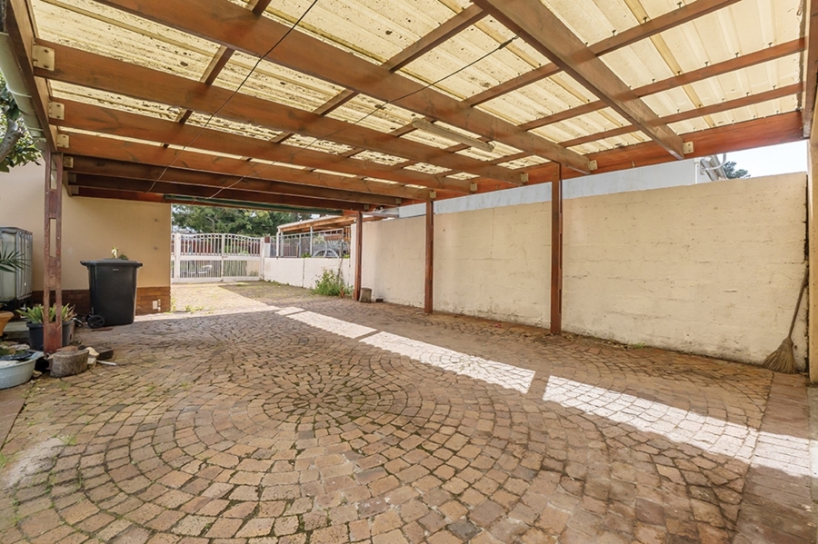 To Let 3 Bedroom Property for Rent in Southfield Western Cape